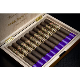 Arturo Fuente Opus X FFOX - Tauros The Bull Maduro - Box 10