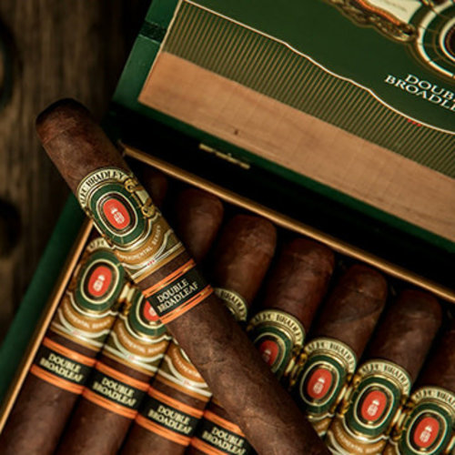 Alec Bradley Double Broadleaf Double Broadleaf Toro - Box 24 Alec Bradley Double Broadleaf Double Broadleaf Toro - Box 24
