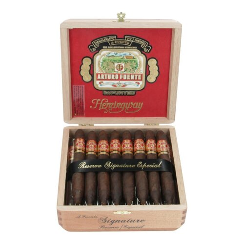 Arturo Fuente Hemingway A. Fuente Hemingway Signature Maduro - Box 25 Arturo Fuente Hemingway A. Fuente Hemingway Signature Maduro - Box 25