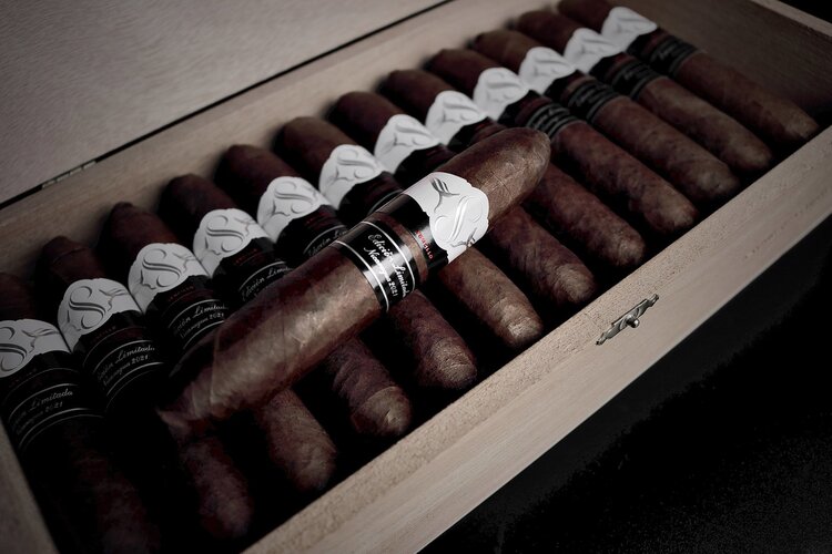 Sencillo Sencillo Black Piramide No. 5 - Box 25