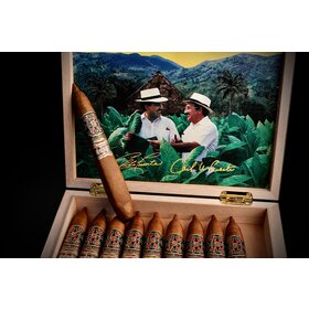 Arturo Fuente Opus X FFOX - El Scorpion Natural - Box 10
