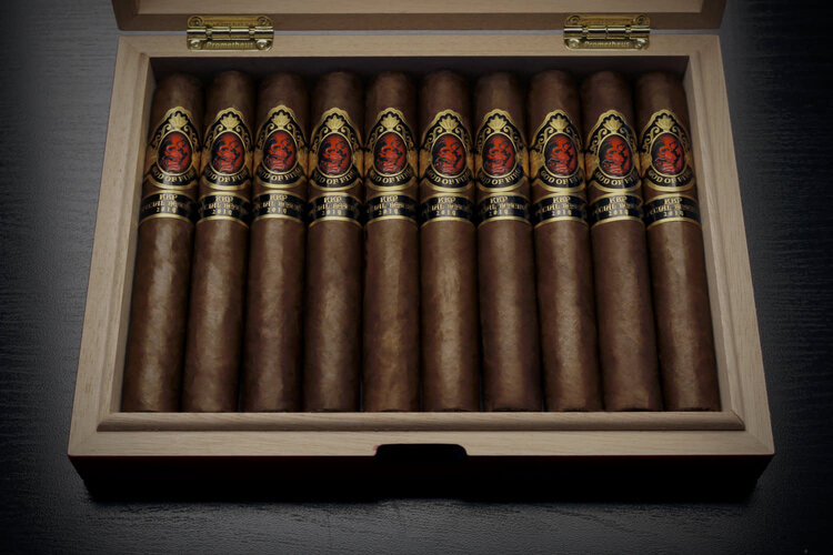God of Fire God of Fire KKP Special Reserve Gran Toro 56 - Box 10