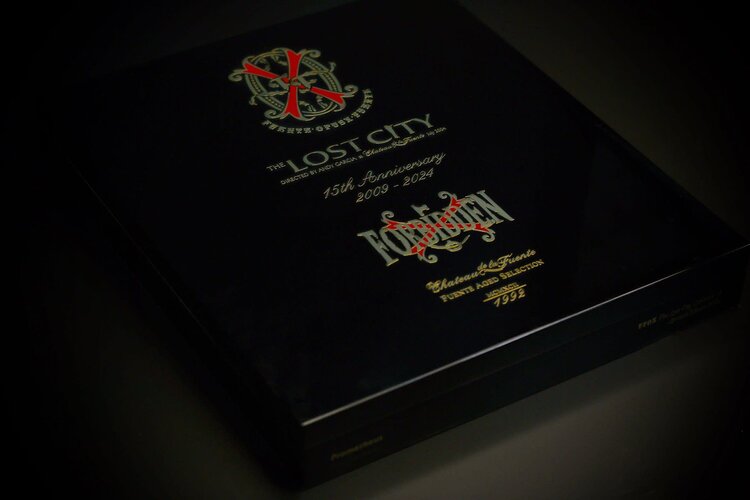Arturo Fuente Opus X FFOX Lost City Carlito's A - Box 10