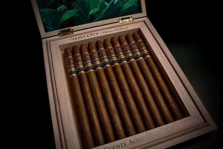Arturo Fuente Opus X FFOX Lost City Carlito's A - Box 10