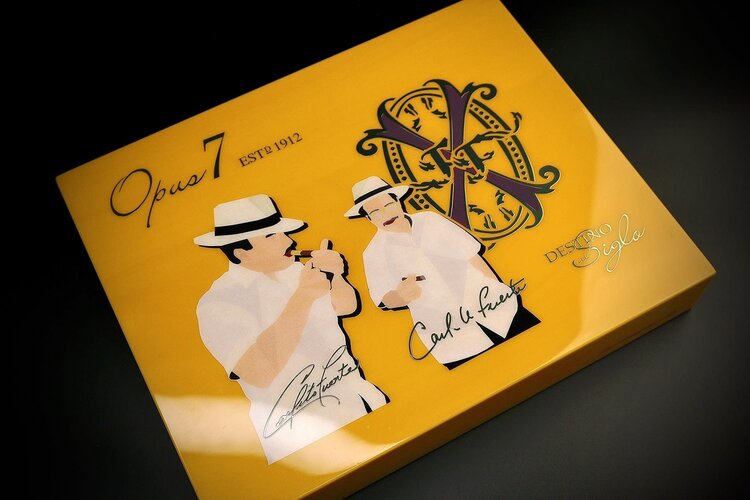 Arturo Fuente Opus X FFOX Opus 7 - Opus X Serie Heaven and Earth