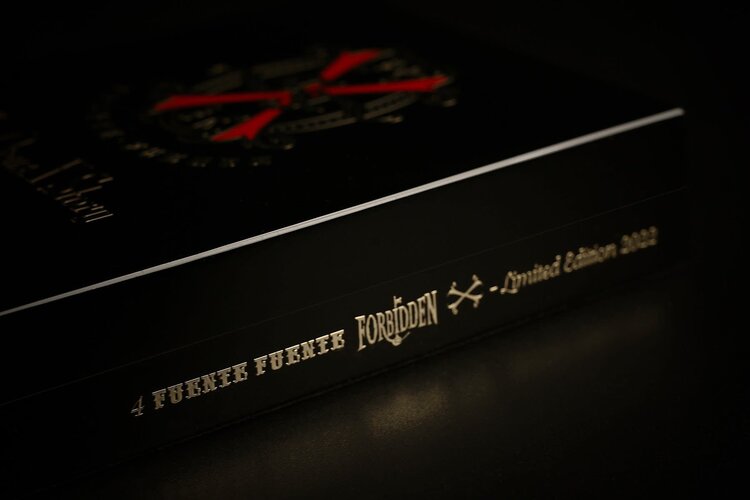 Arturo Fuente Opus X FFOX Opus X Story - Forbidden X - 4 Cigars Black