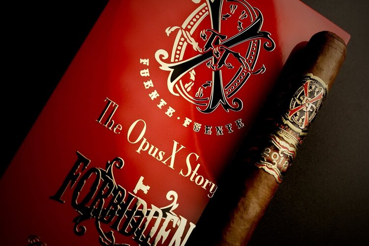 Arturo Fuente Opus X FFOX Opus X Story - Forbidden X - 4 Cigars Red