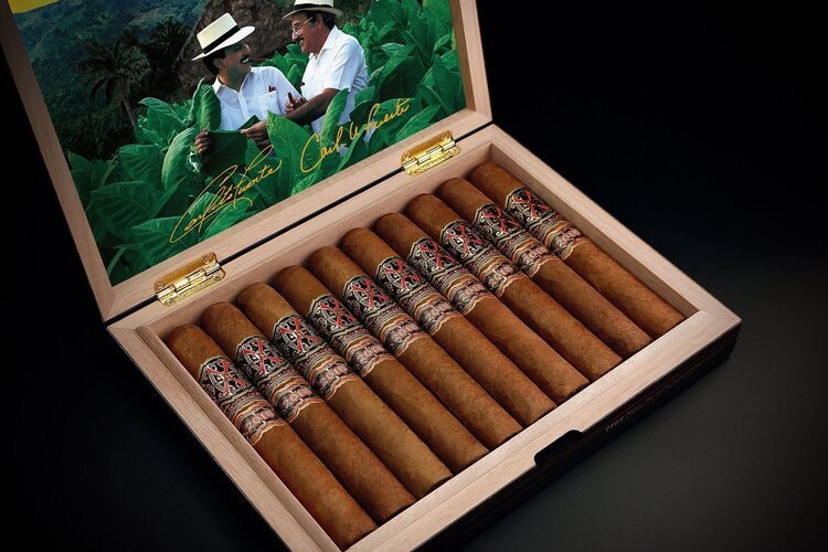 Arturo Fuente Opus X FFOX - Tauros The Bull Natural - Box 10