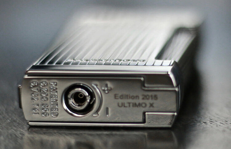 Prometheus Accessories Prometheus Ultimo X Lighter - Chrome Vertical Lines