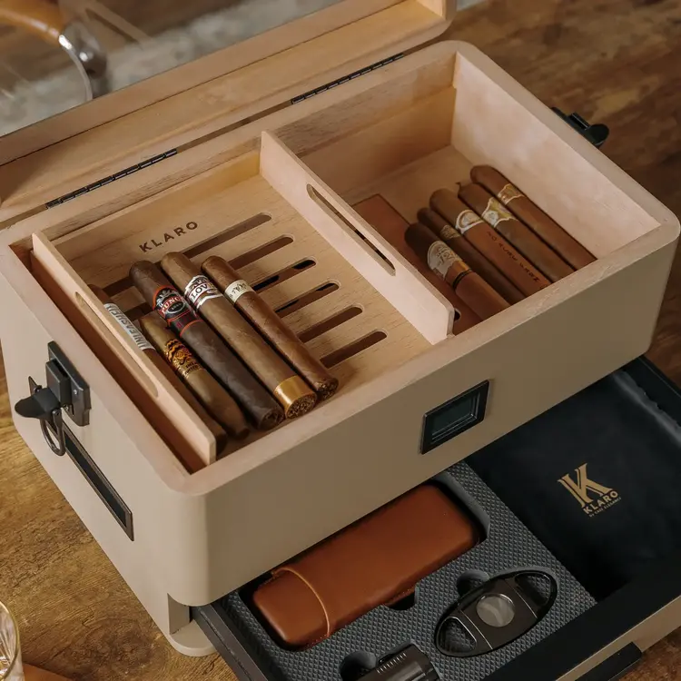 Klaro Humidors Klaro Humidors - MILITARY Tan Glass Top Humidor - Holds 50-100 cigars