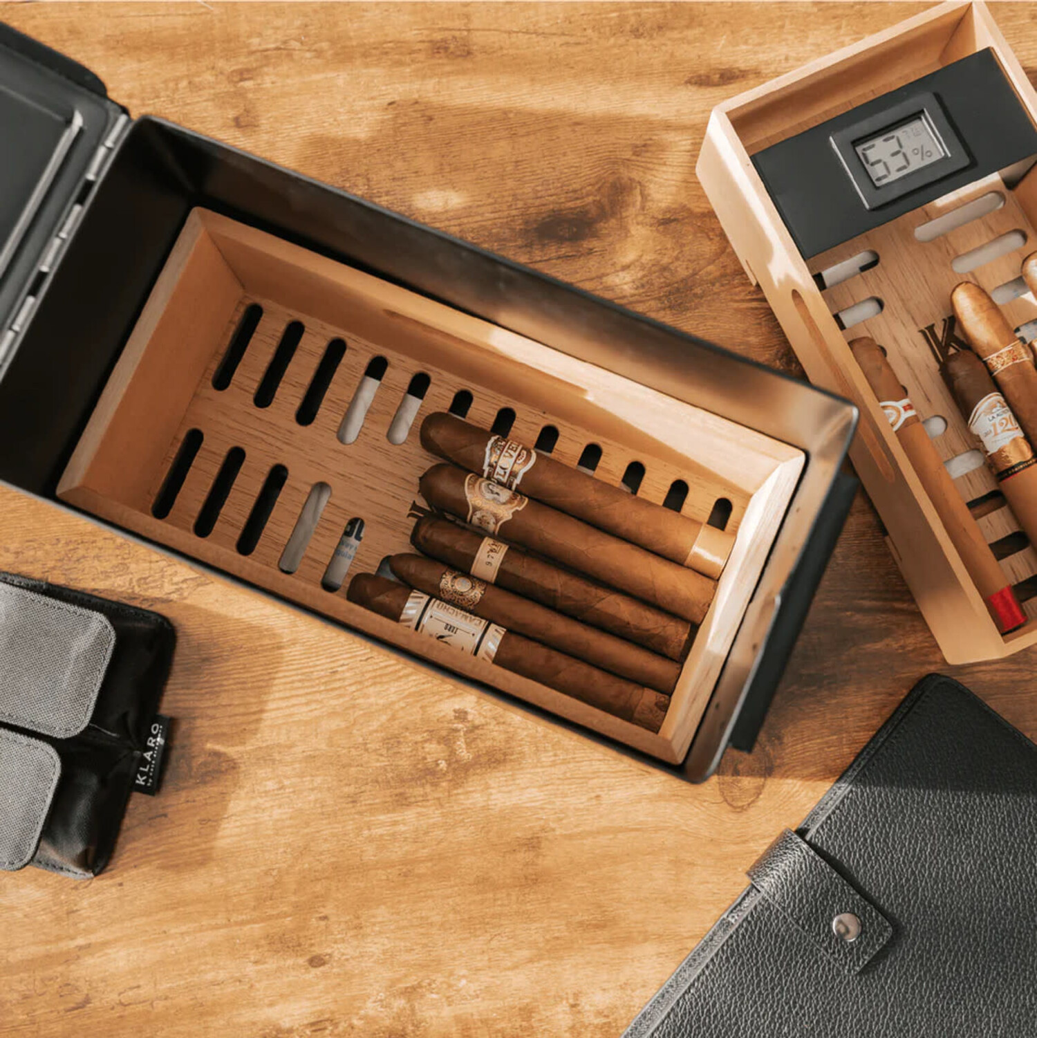 Klaro Humidors - The Smoke Box Black 50 cal Humidor - Holds 30-40 ciga