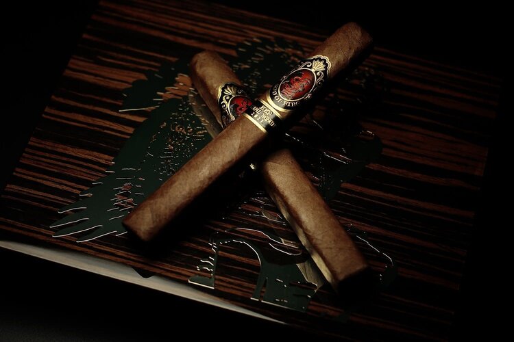 God of Fire Fire KKP Special Reserve Toro  Extra 54 - Box 10