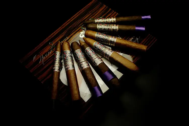 Arturo Fuente Opus X FFOX Opus 8 - Opus X Serie Heaven and Earth