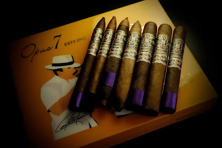 Arturo Fuente Opus X FFOX Opus 7 - Opus X Serie Heaven and Earth