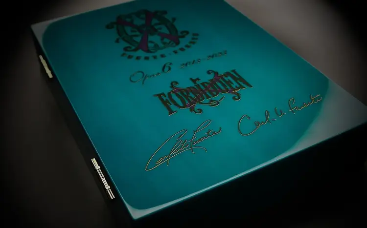 Arturo Fuente Opus X FFOX Opus 6 - 2025 Release - Blue