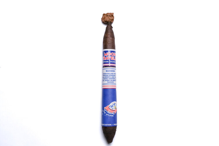Limited Cigar Association LCA - Moon Traveler