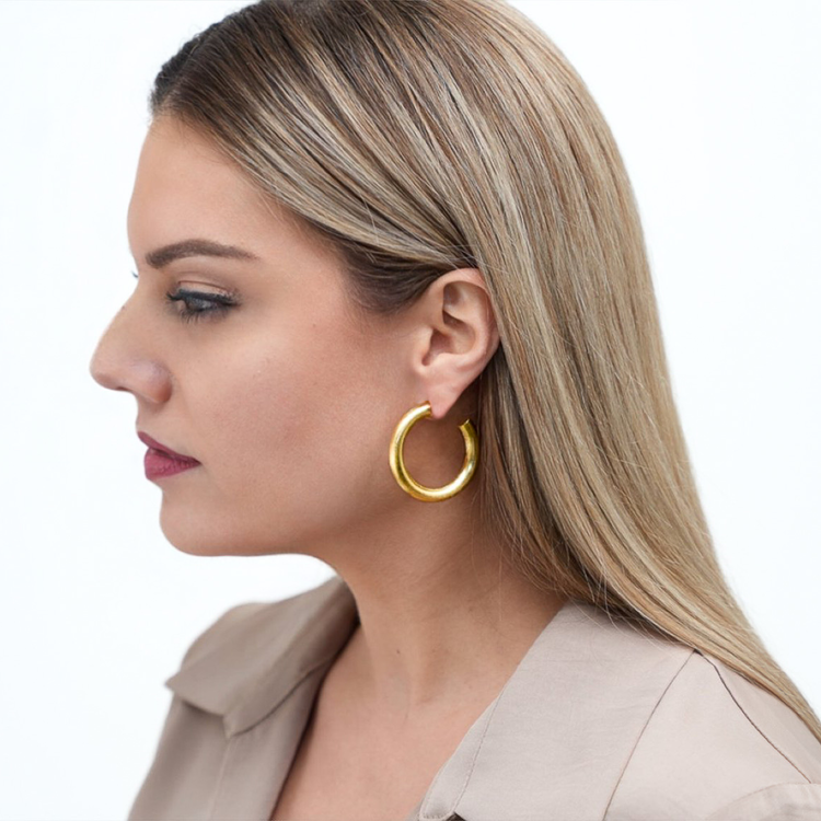 Amelie Hoop Earrings