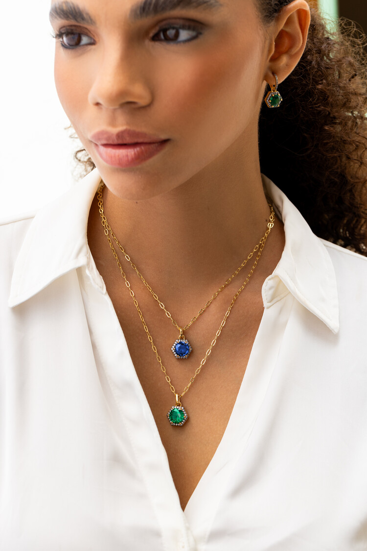 Salma Pendant Necklace