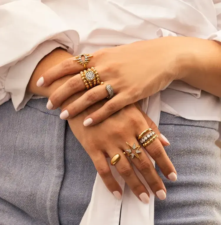 Caroline Golden Ring