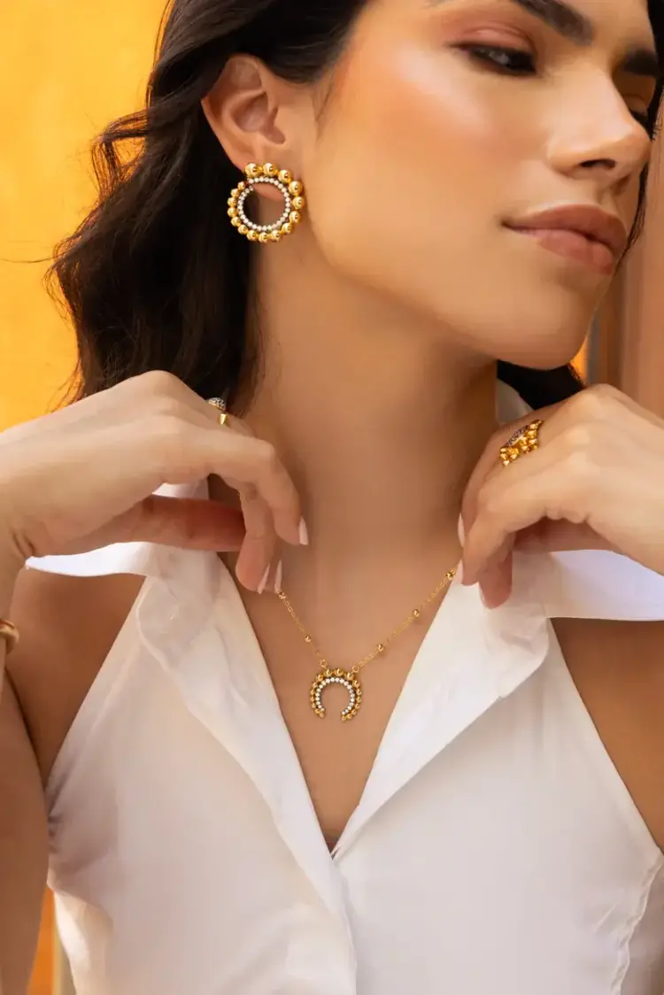 Nicole Short Necklace