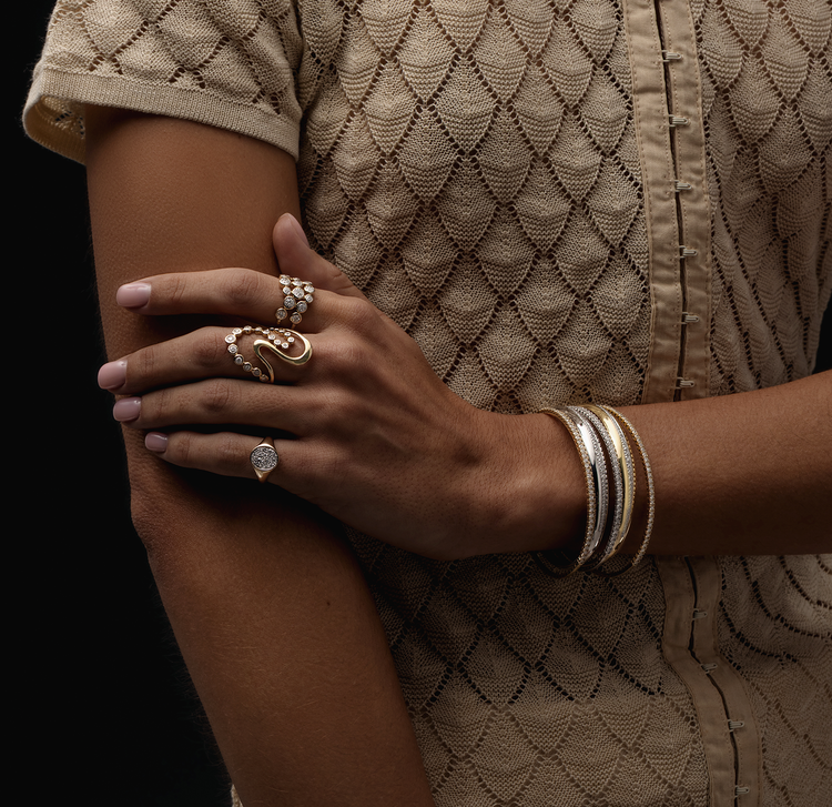 Golden Wave Diamond Ring