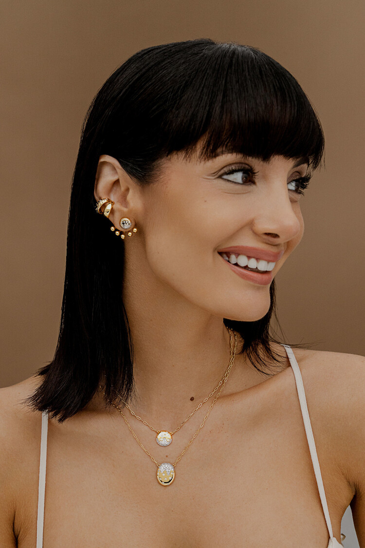 Scattered Pave Oval Necklace