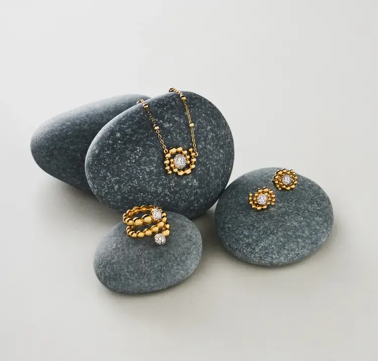 Stella Stud Earrings