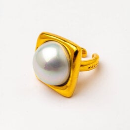 Pearl Dome Ring