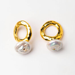 Gold plated 24k Pearl Earrings