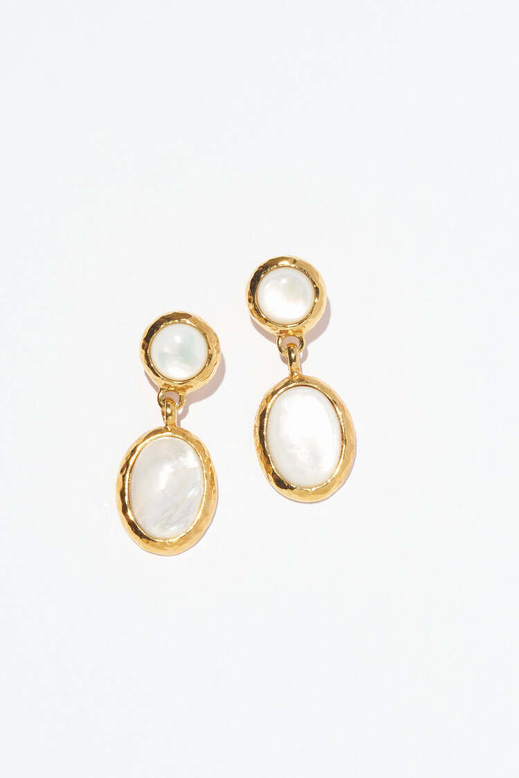 Camille Pearl Earrings