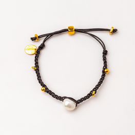 Nara Pearl Bracelet – Dark Cord