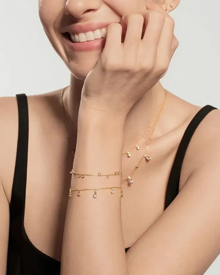 Bezel-Set Droplet Station Bracelet