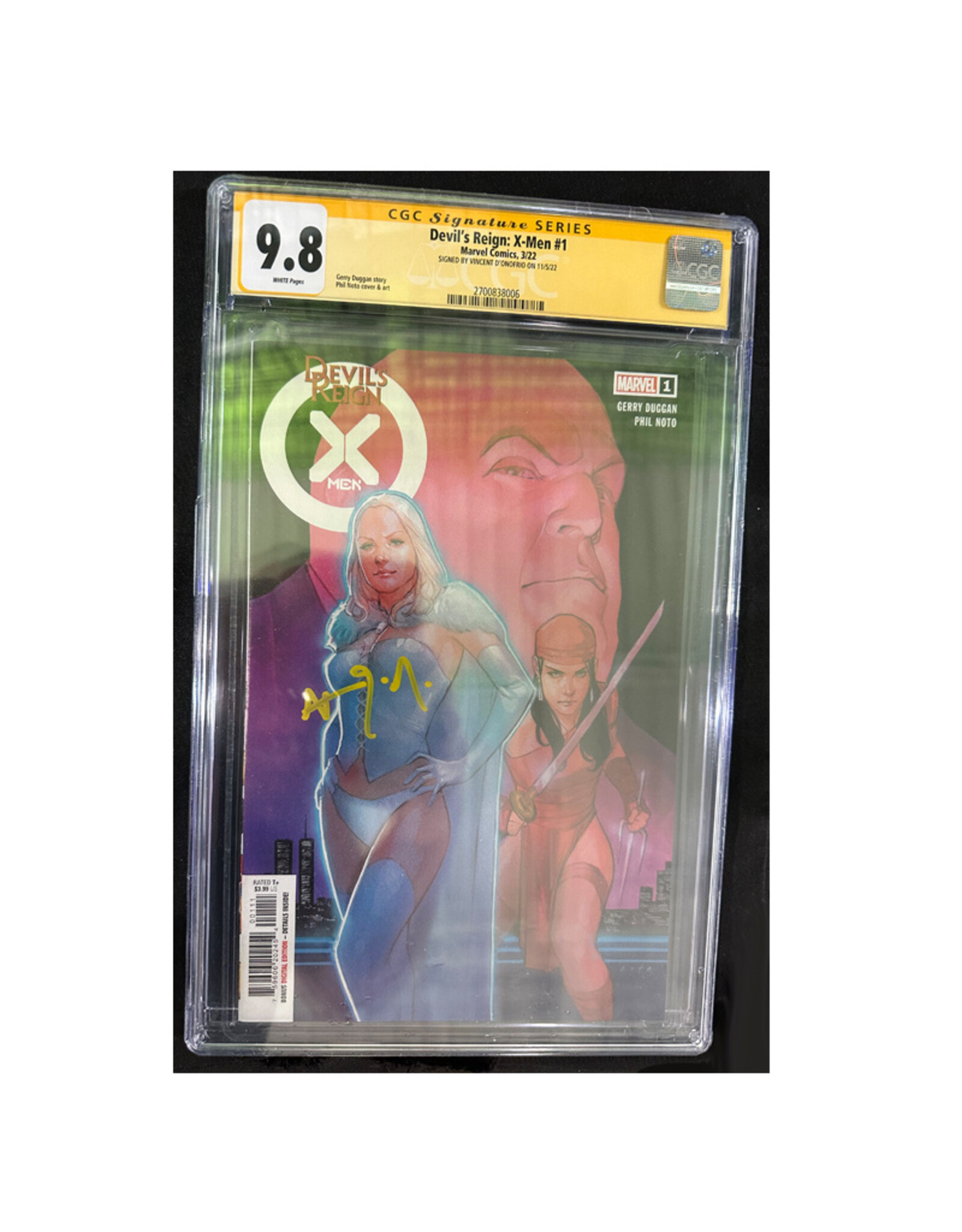 Marvel Comics Devil's Reign: X-men #1 signed by Vincent D'Onofrio CGC grade 9.8