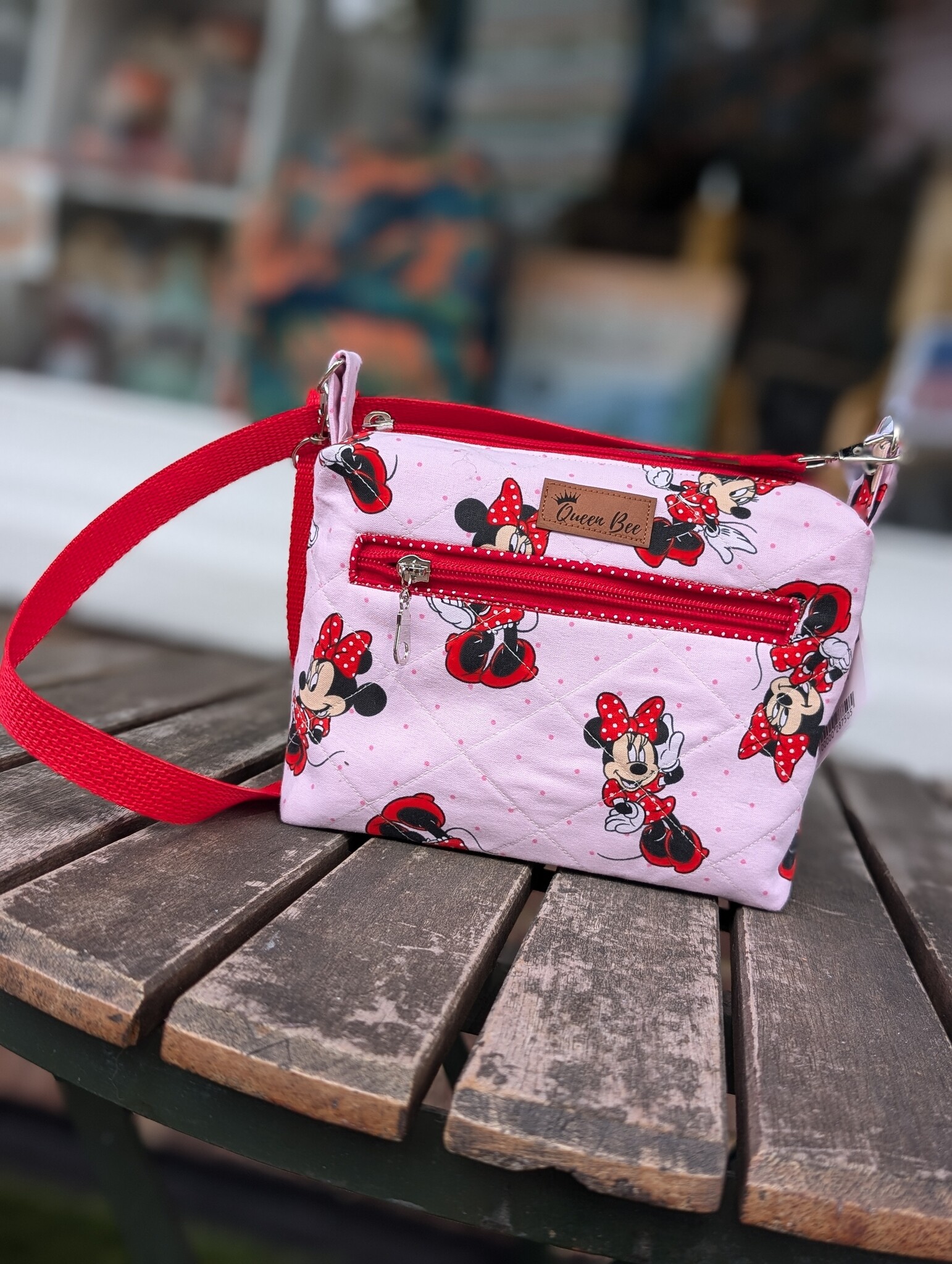 Queen Bee Creations Queen Bee Creations Handmade Purse