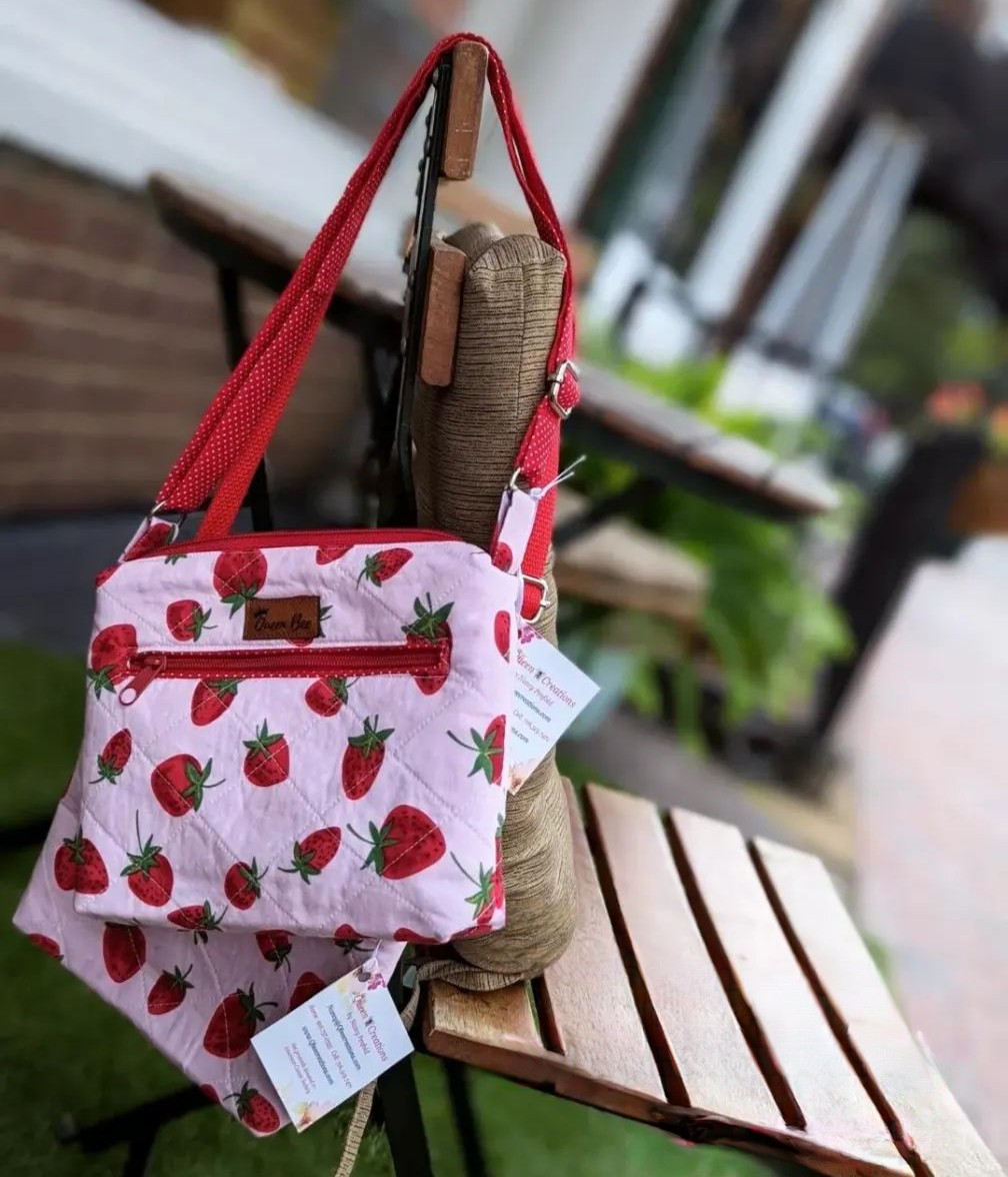 Queen Bee Creations Queen Bee Creations Handmade Purse