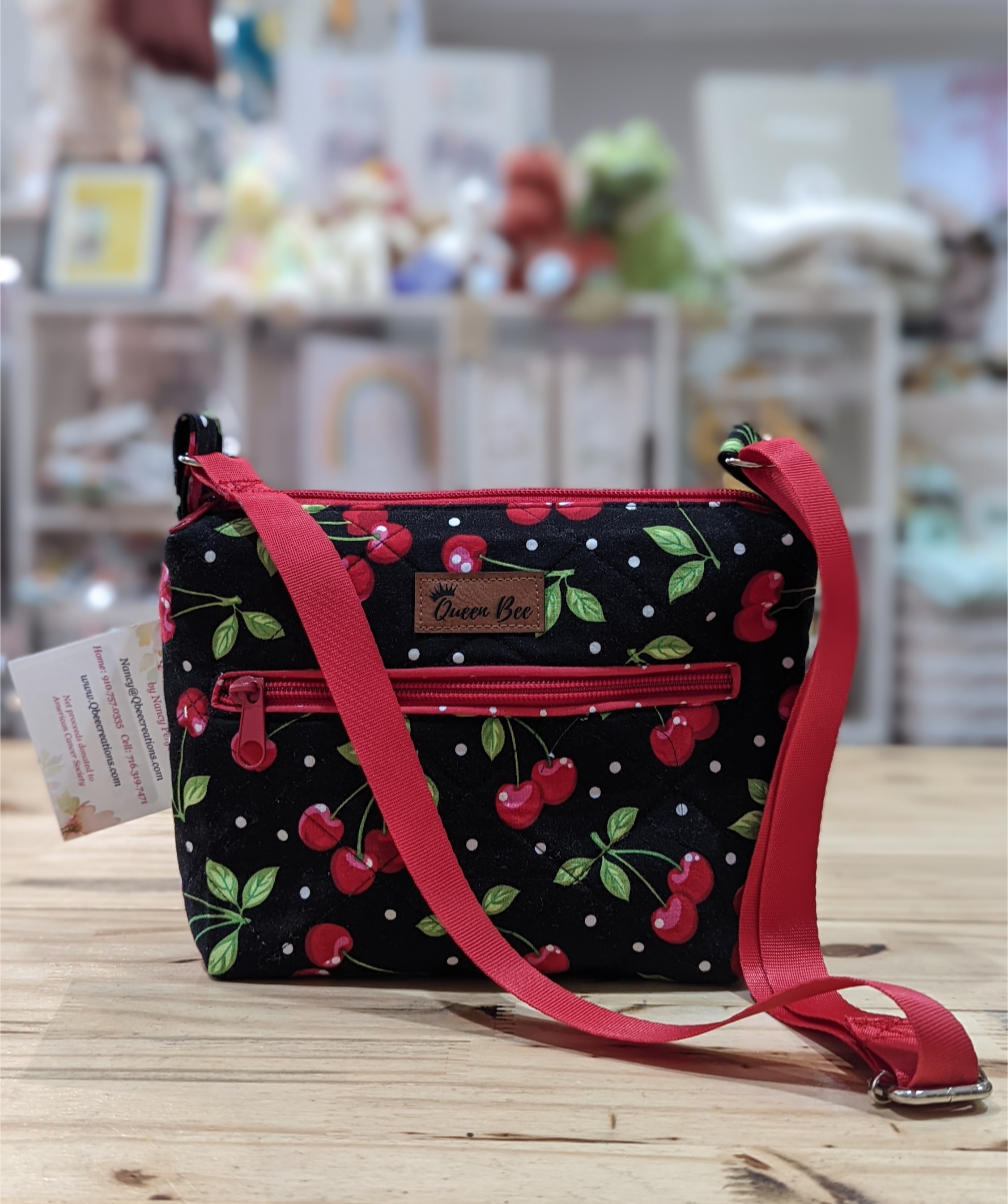 Queen Bee Creations Queen Bee Creations Handmade Purse