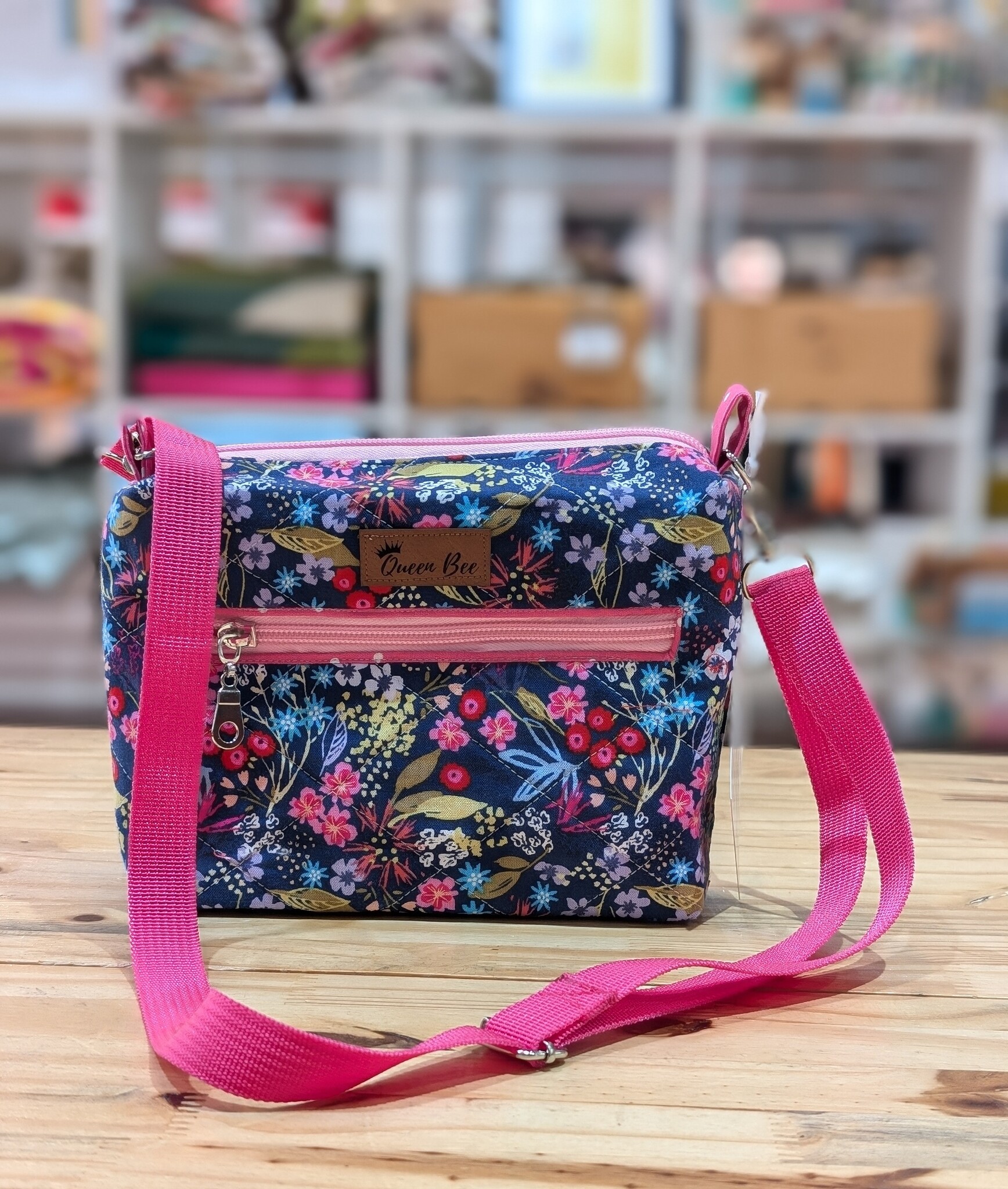 Queen Bee Creations Queen Bee Creations Handmade Purse
