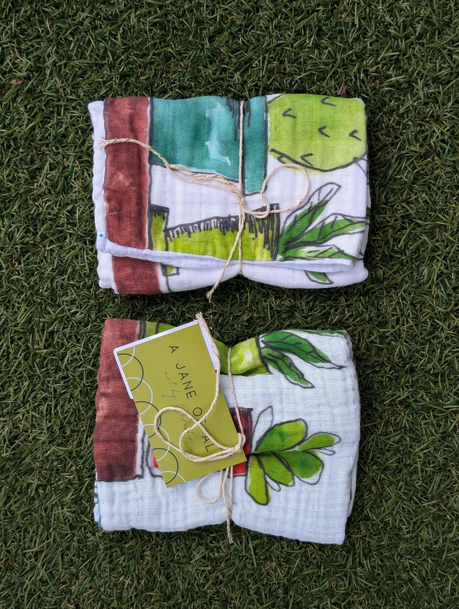 A Jane of All A Jane of All Handmade Burp Cloth - Hey, Shells!