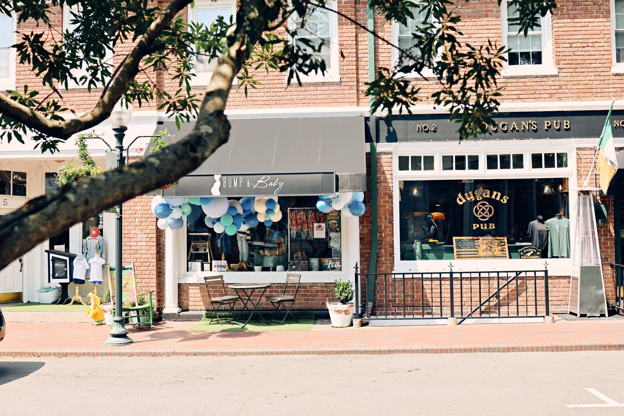 store front 