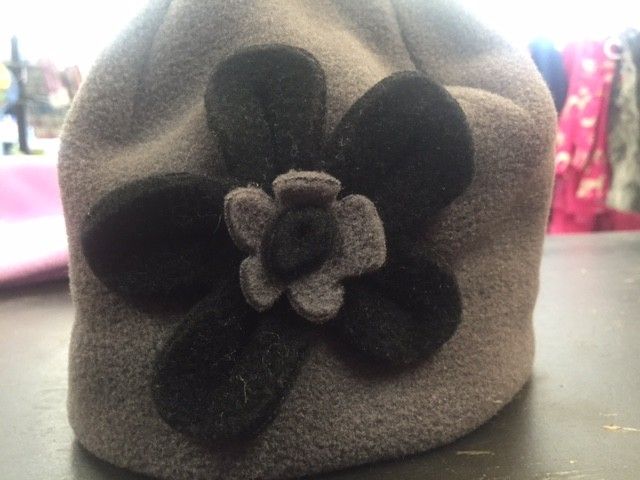 Puffin Gear Puffin Gear hat flower/gray  sz 6-12 mths