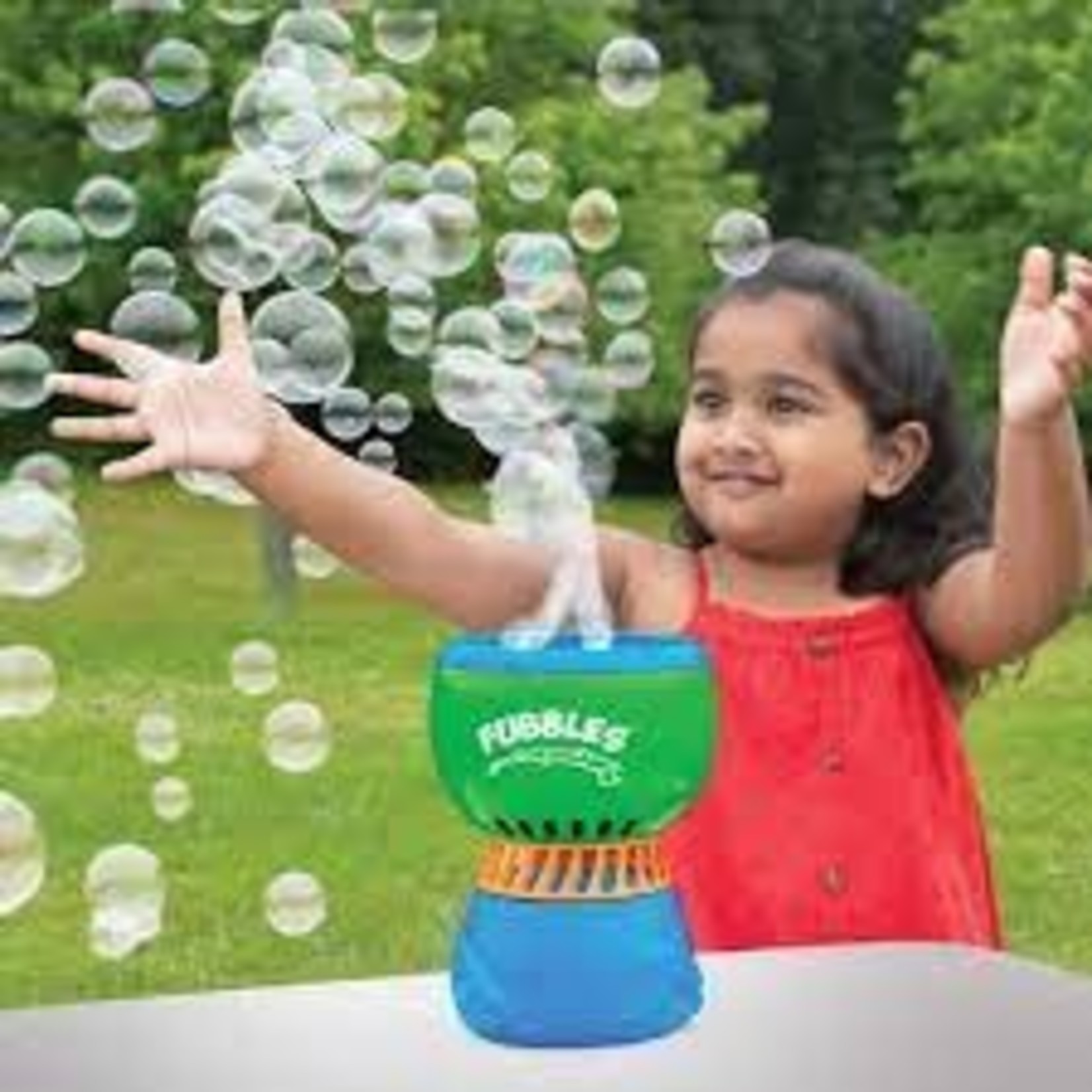 Little Kids Fubbles No-Spill Fun-Finiti Bubble Machine