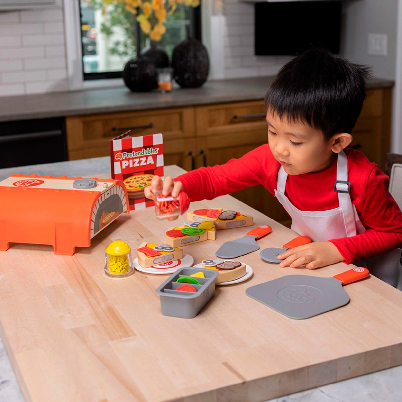 Fat Brain Toys Pretendables - Backyard Pizza Oven Set