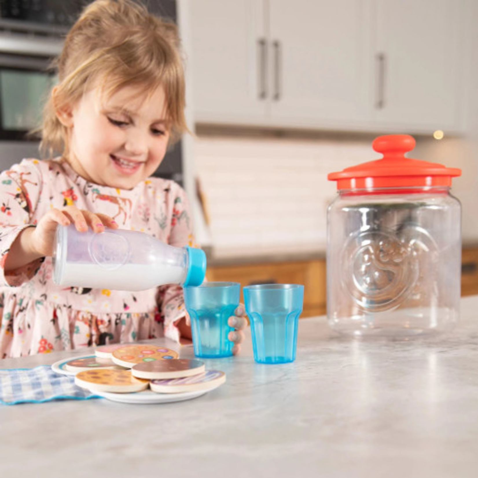 Fat Brain Toys Pretendables Milk & Cookies Set