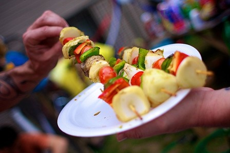 Veggie kebabs on a plate