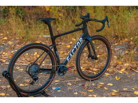 Factor Bikes Ostro Gravel, 56cm, custom build