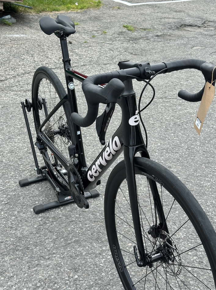 Cervélo Caledonia 105 Di2 Black 56cm, Usagé
