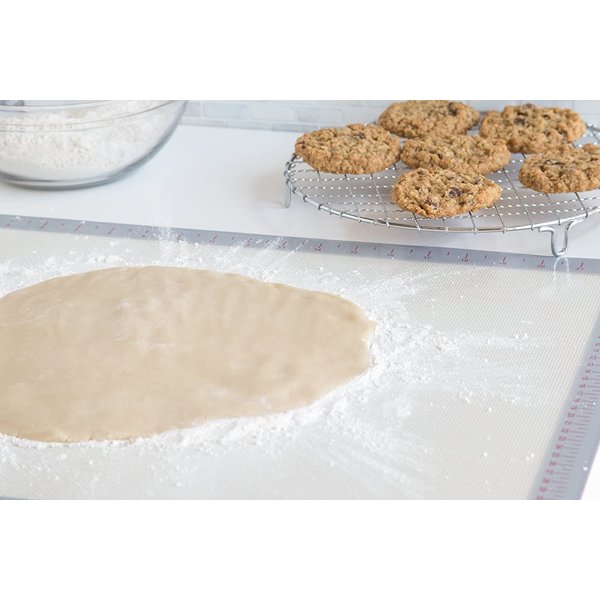 Silicone Baking Mat with Sili-Scrub Cloth