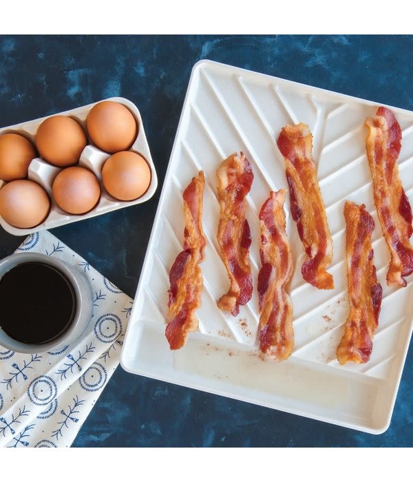 Nordic Ware Nordic Ware Large Slanted Bacon Tray and Food Defroster