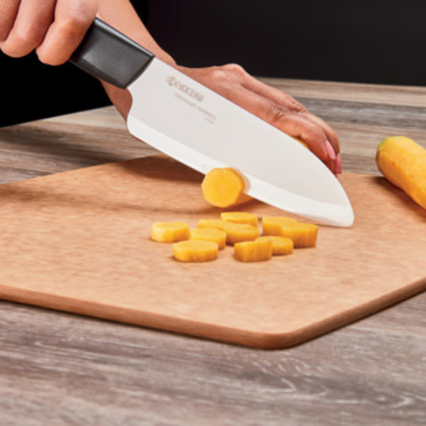 COUTEAU SANTOKU EN CÉRAMIQUE 5,5 ", BLANC REVOLUTION  de Kyocera