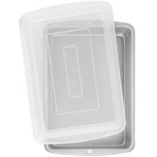 Wilton Wilton Recipe Right Covered Cake Pan 33 x 23cm